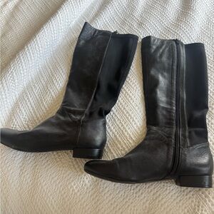 Black Leather below knee-High Boots